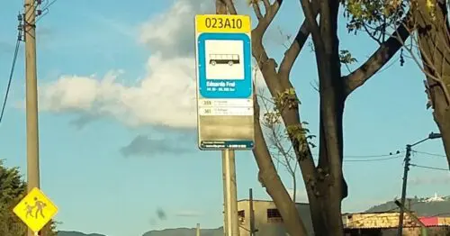 PARADERO SITP BARRIO EDUARDO FREI  023A10